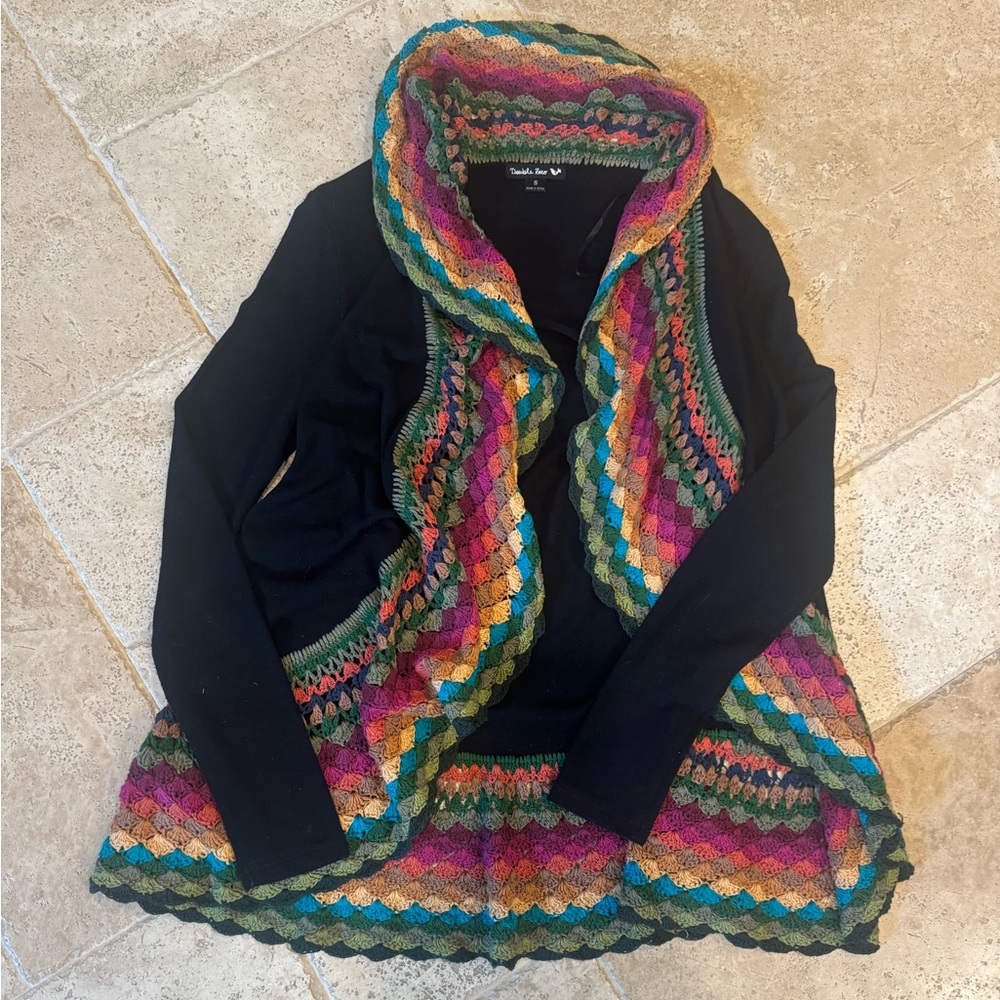 Women’s cardigan black with crochet trim